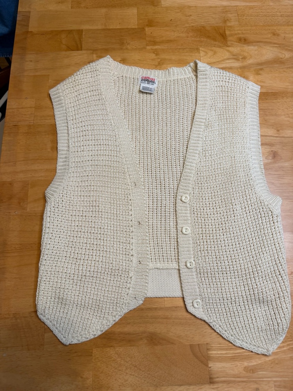 Casual Corner Cream Knit Button-Front Women’s Sweater Vest